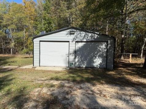 7159 Rev Melvin Adams Drive Kershaw SC 29067