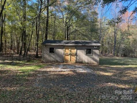 7159 Rev Melvin Adams Drive Kershaw SC 29067