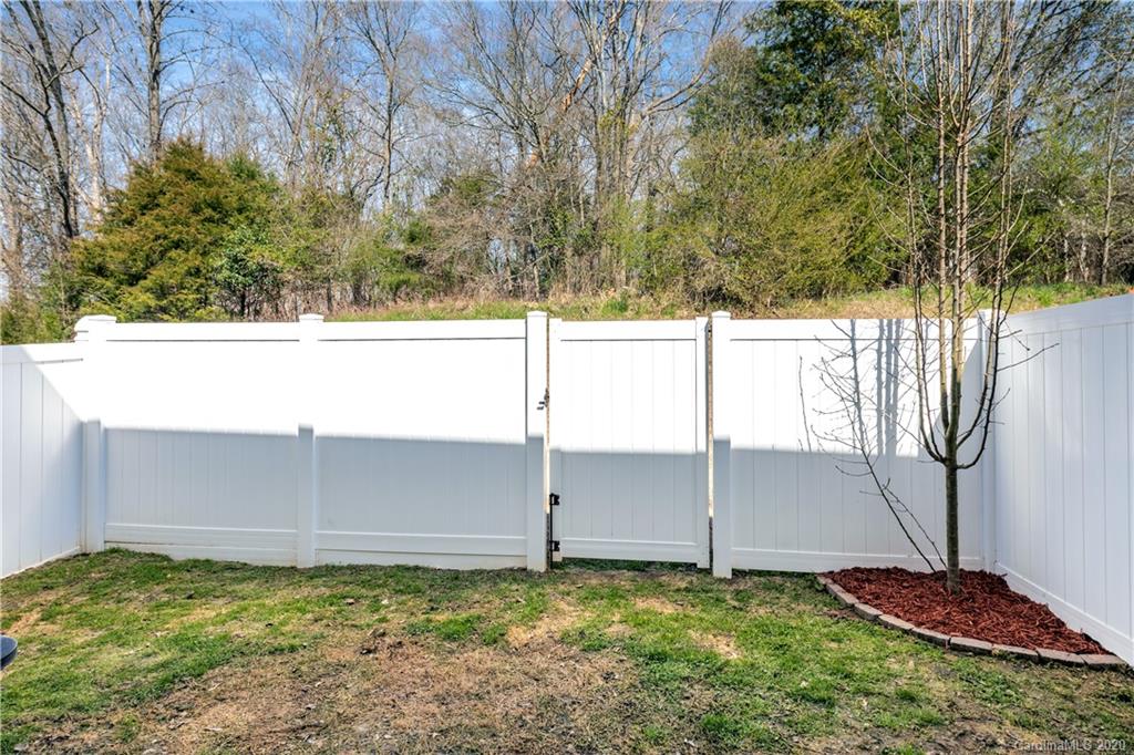 12437 Stratfield Place Circle Pineville NC 28134