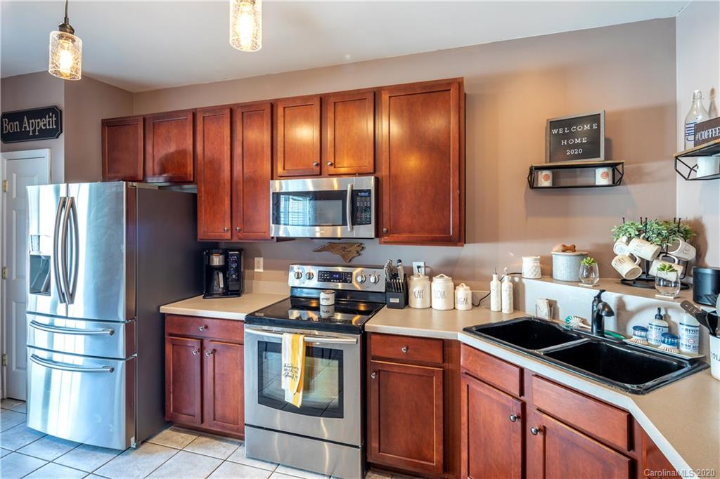 12437 Stratfield Place Circle Pineville NC 28134