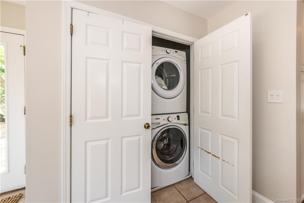 3013 Hanson Drive Charlotte NC 28207