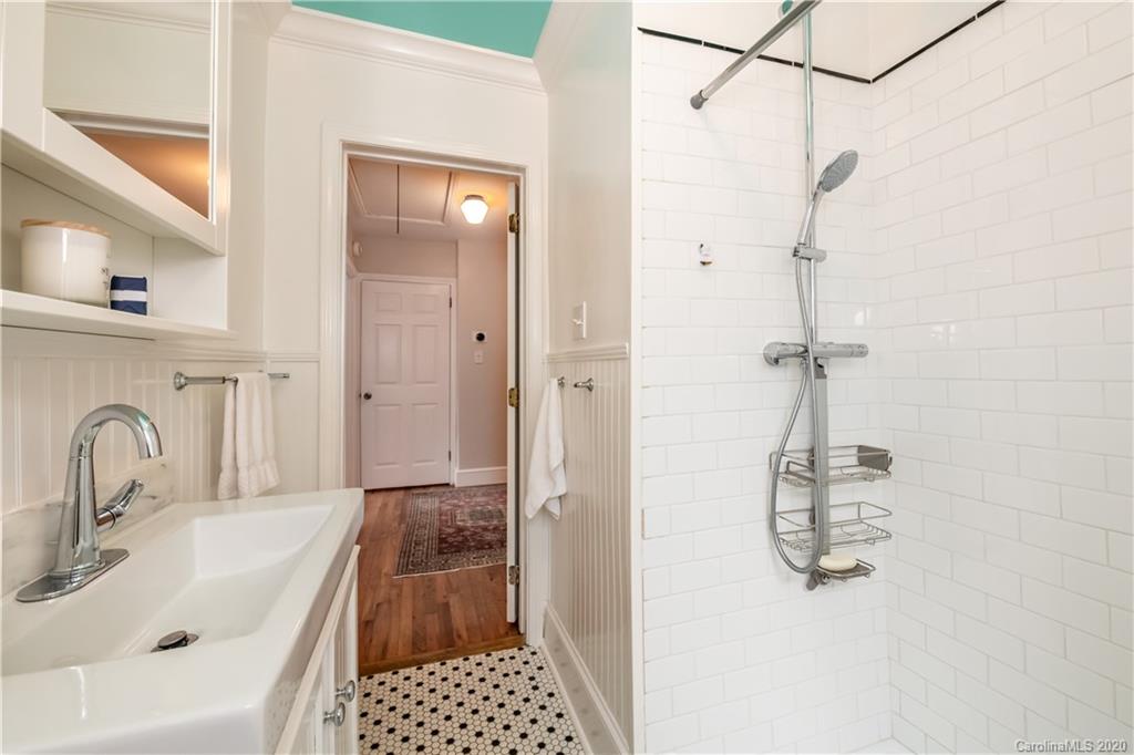 3013 Hanson Drive Charlotte NC 28207