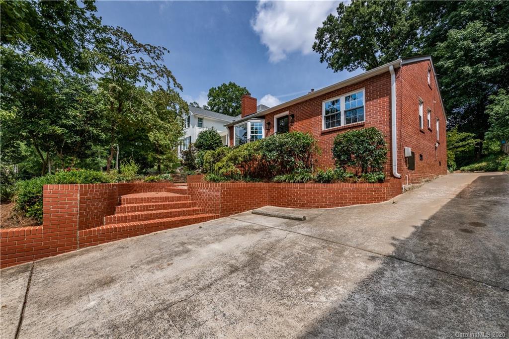 3013 Hanson Drive Charlotte NC 28207