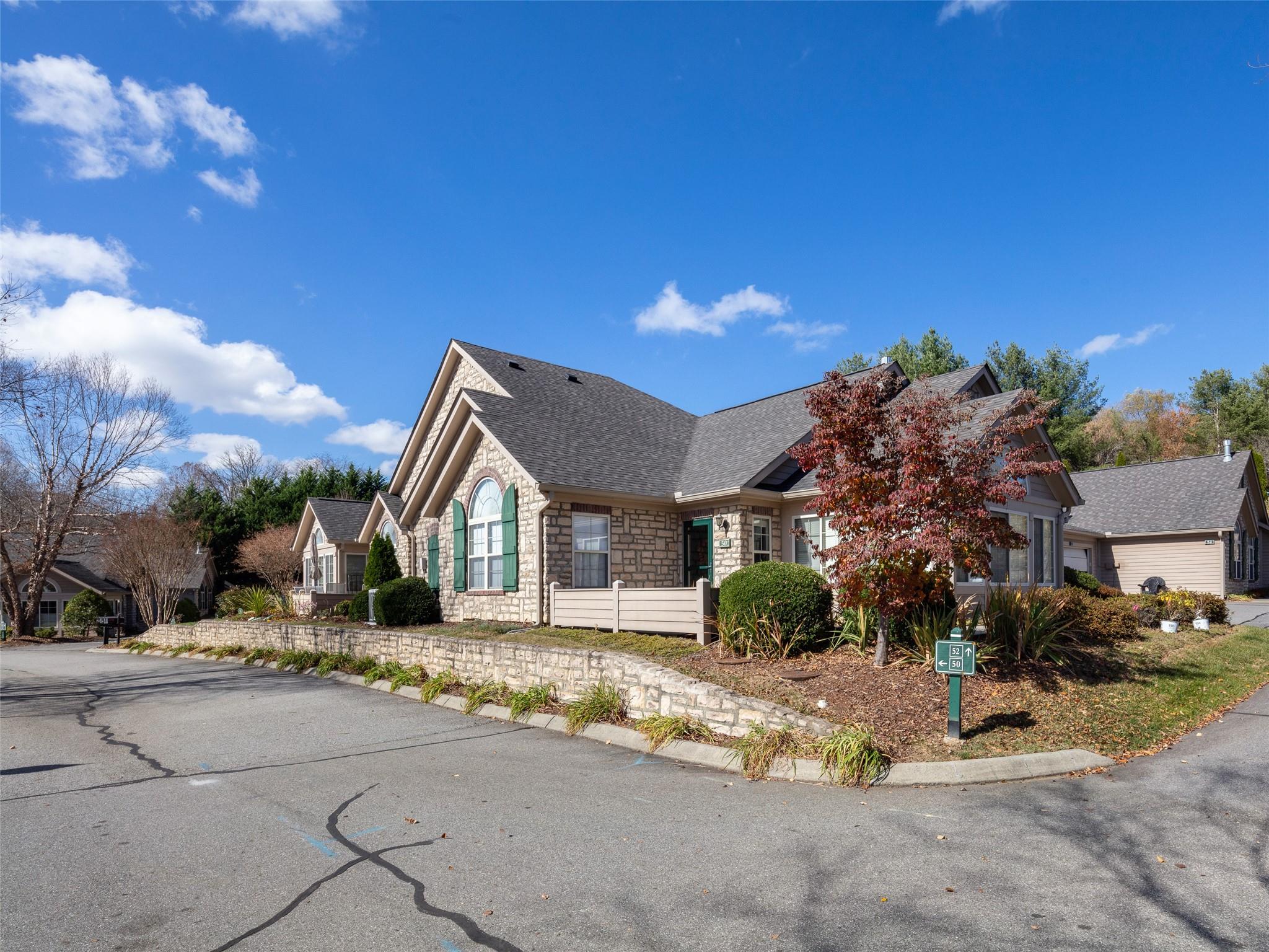50 Mountain Meadow Circle Weaverville NC 28787