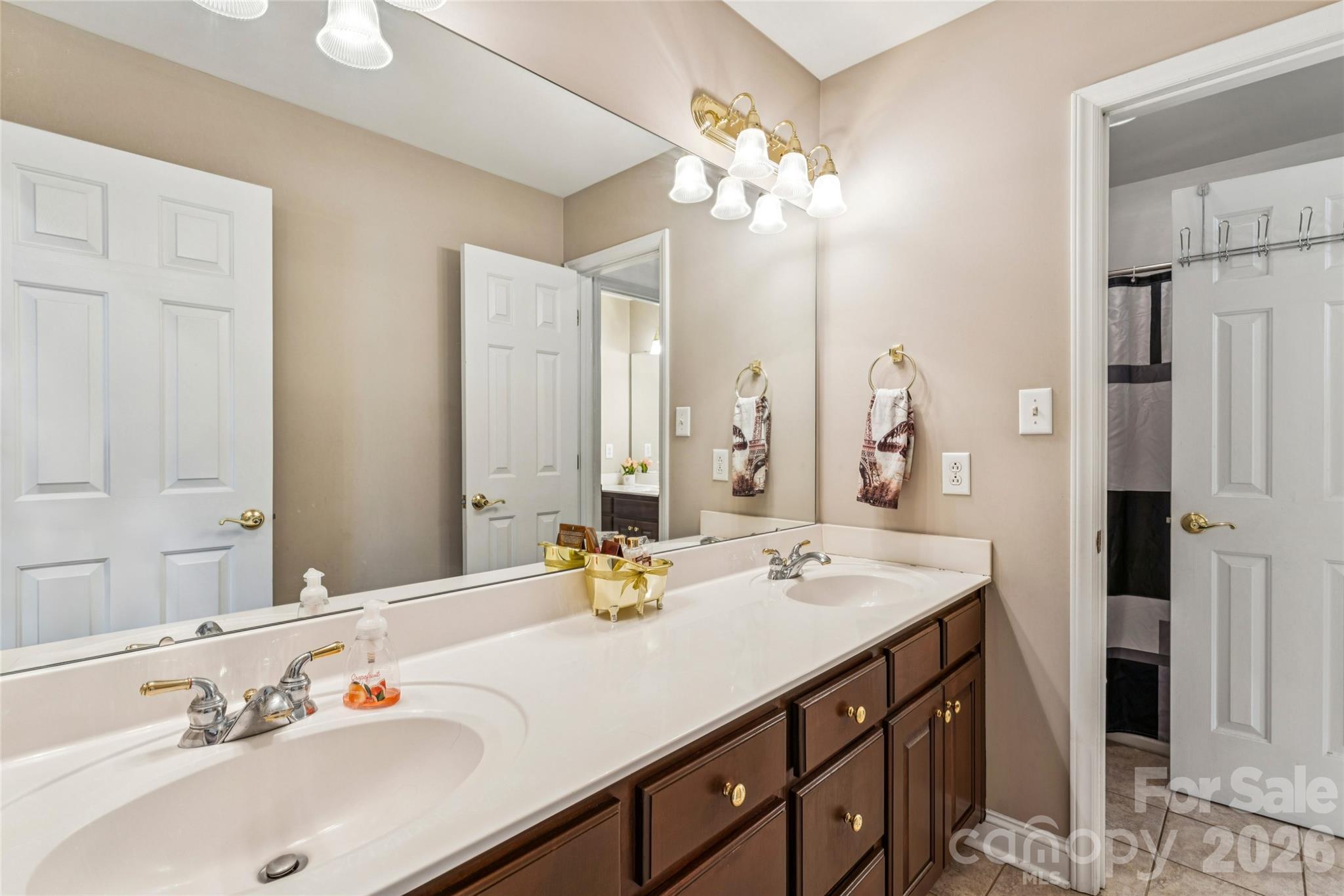 3001 Cardigan Court Matthews NC 28104