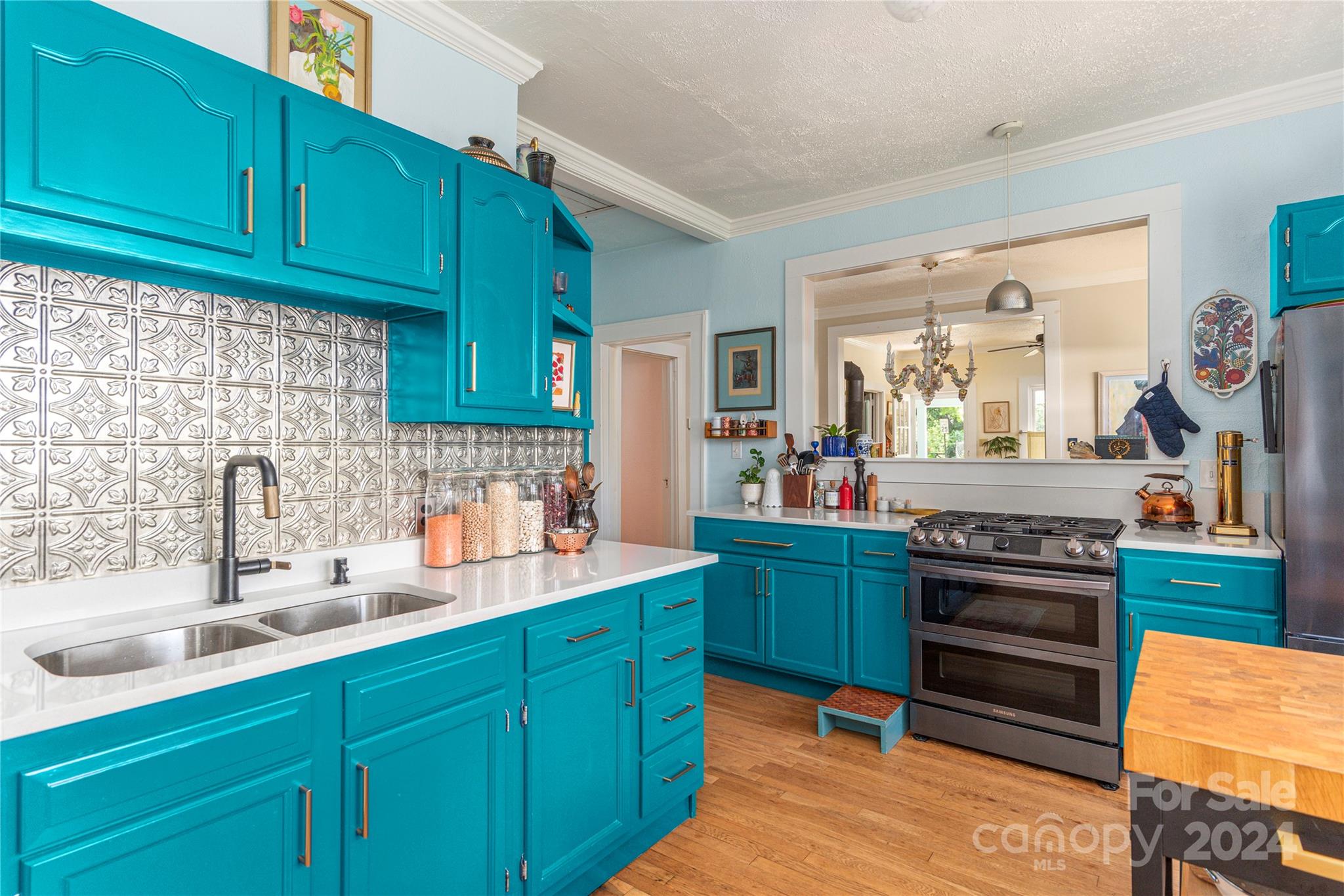 135 Hudson Street Asheville NC 28806