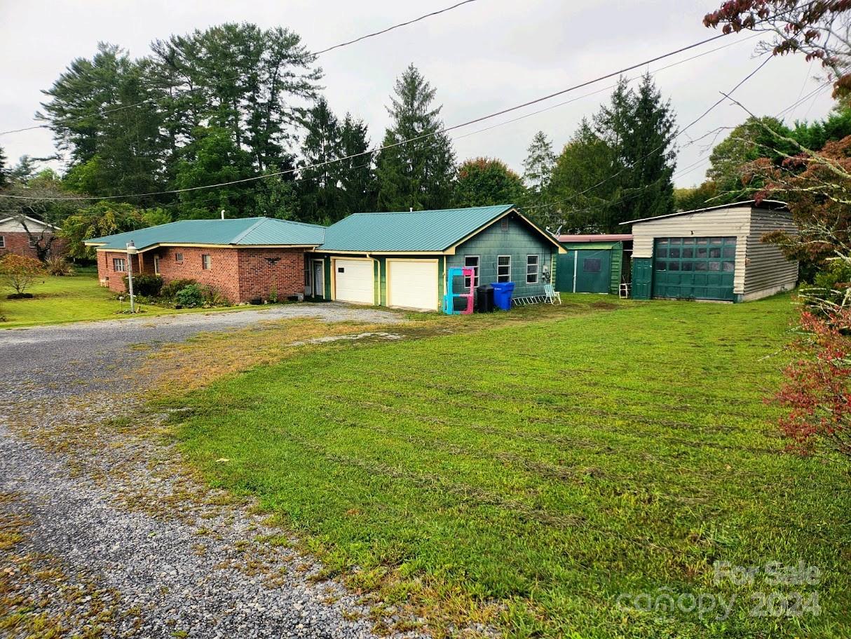 69 Deerlake Road Brevard NC 28712