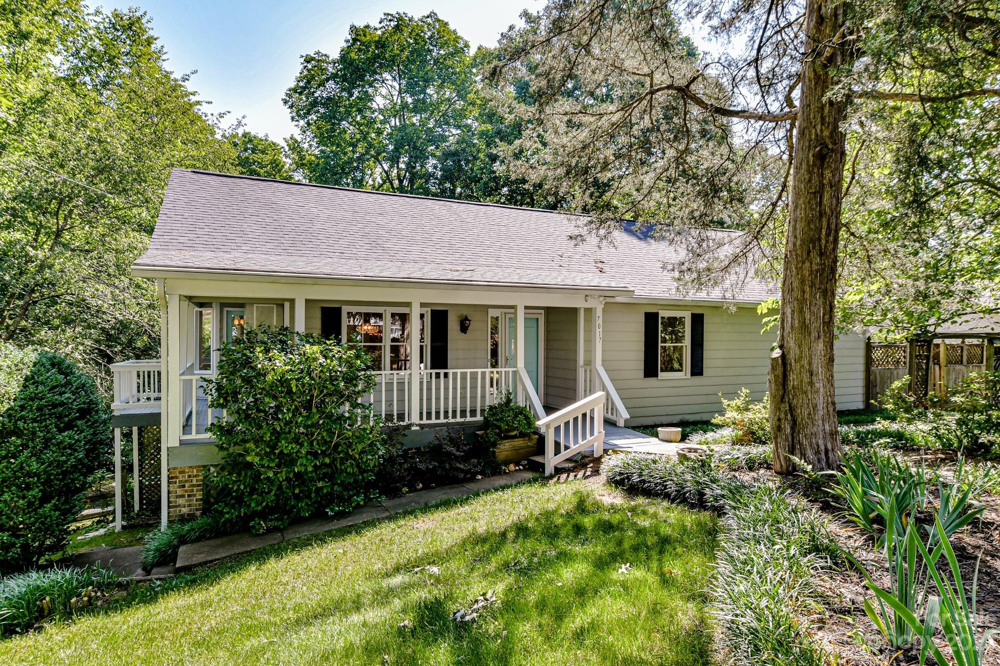 7017 Terrace Drive Charlotte NC 28211