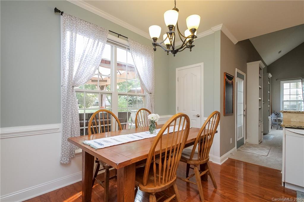 10111 Glencrest Drive Huntersville NC 28078