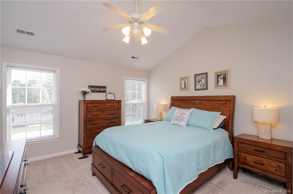 10111 Glencrest Drive Huntersville NC 28078