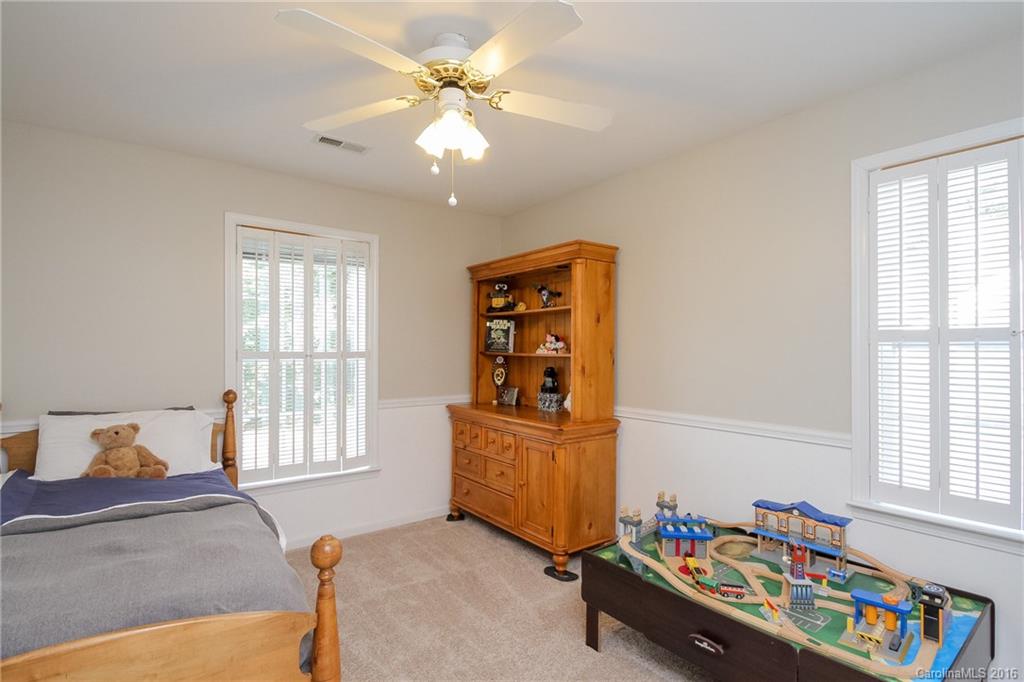 10111 Glencrest Drive Huntersville NC 28078