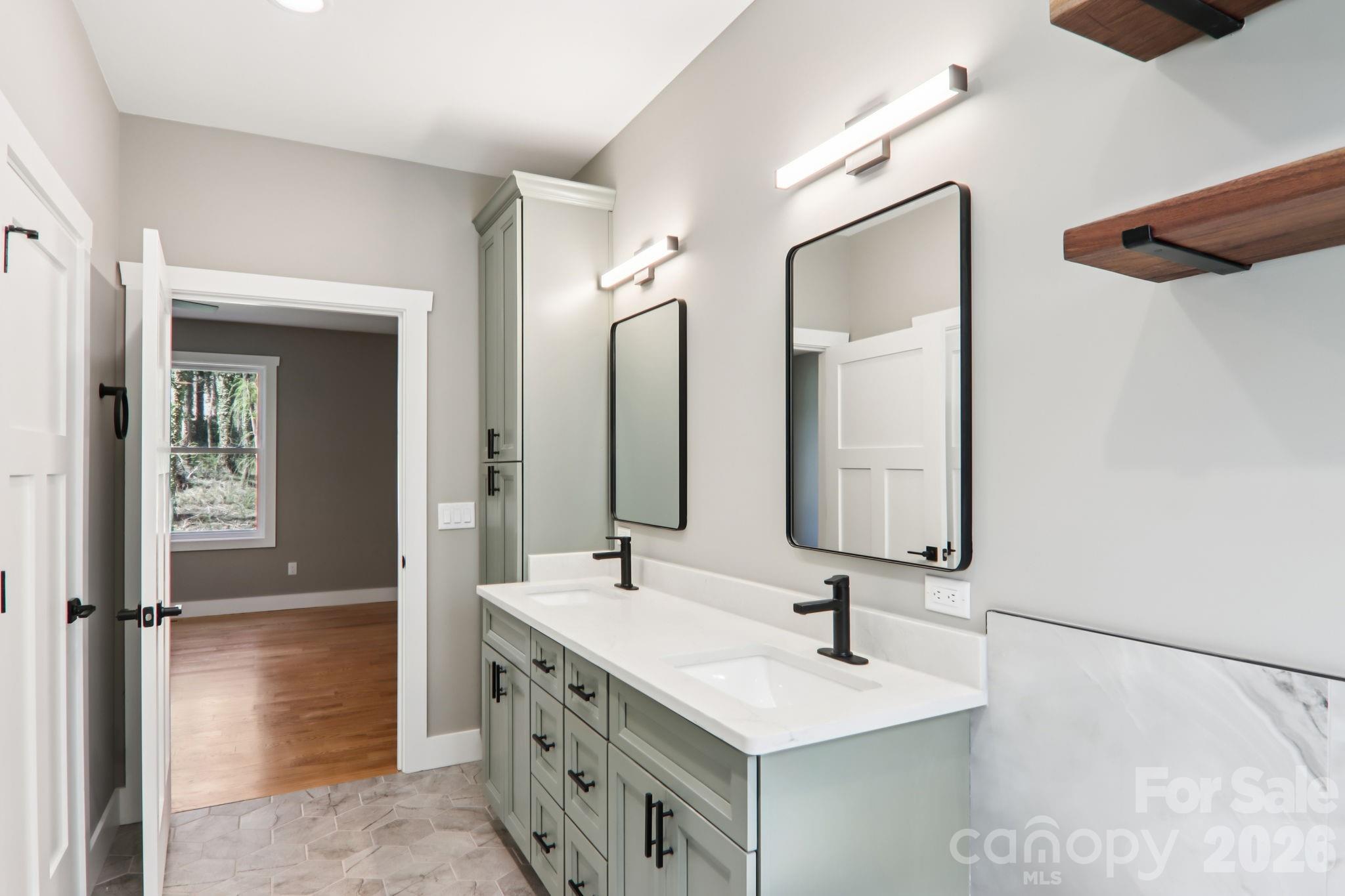 903 Lennox Park Drive Hendersonville NC 28739