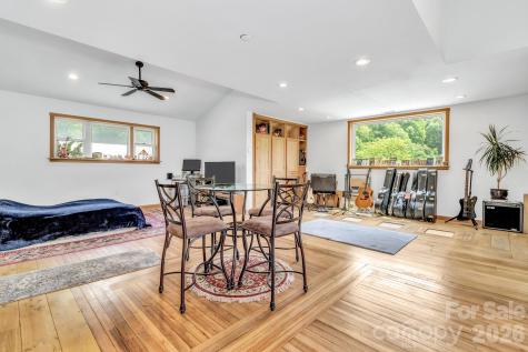 45 Sugar Cove Road Weaverville NC 28787