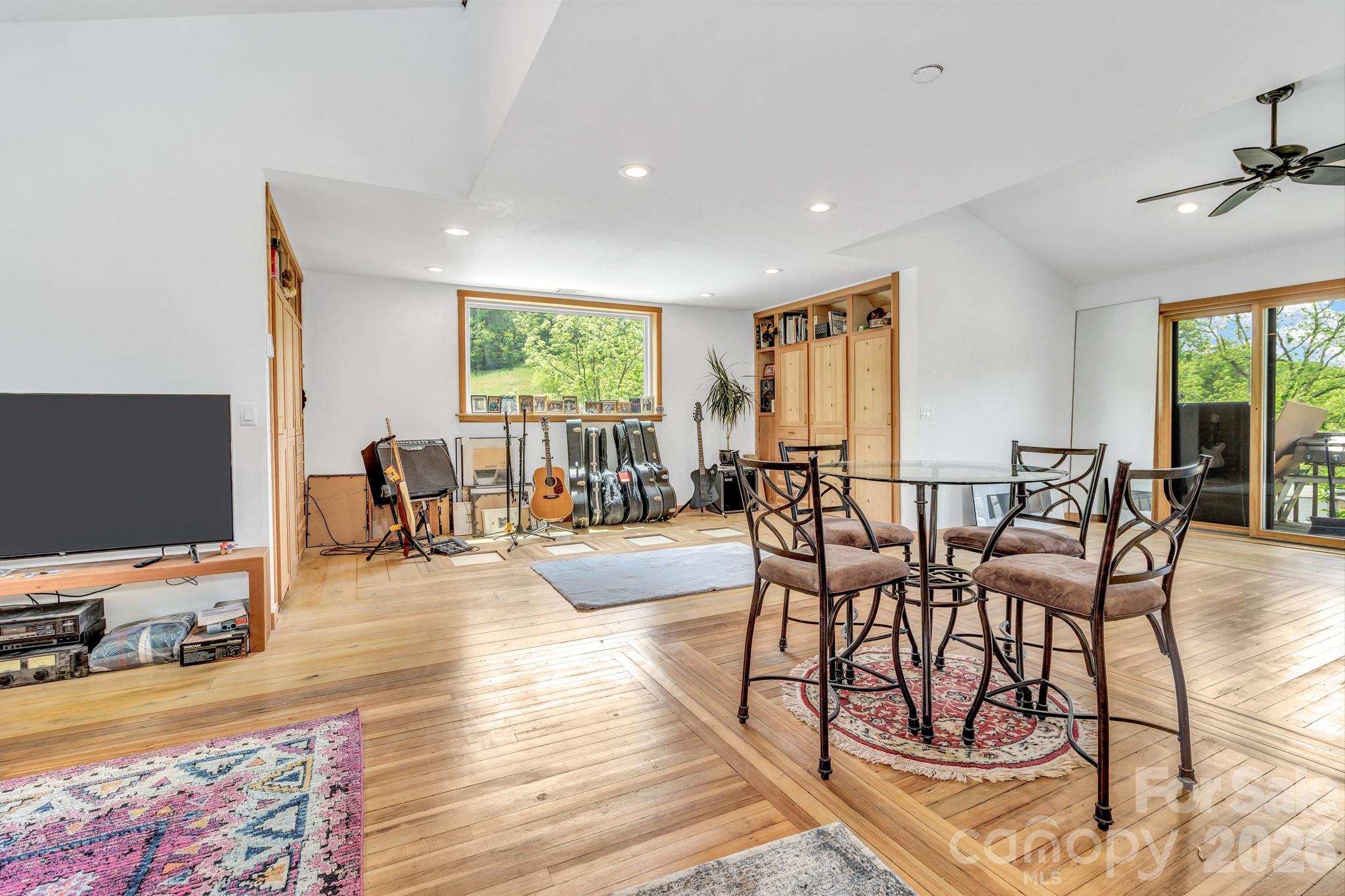 45 Sugar Cove Road Weaverville NC 28787