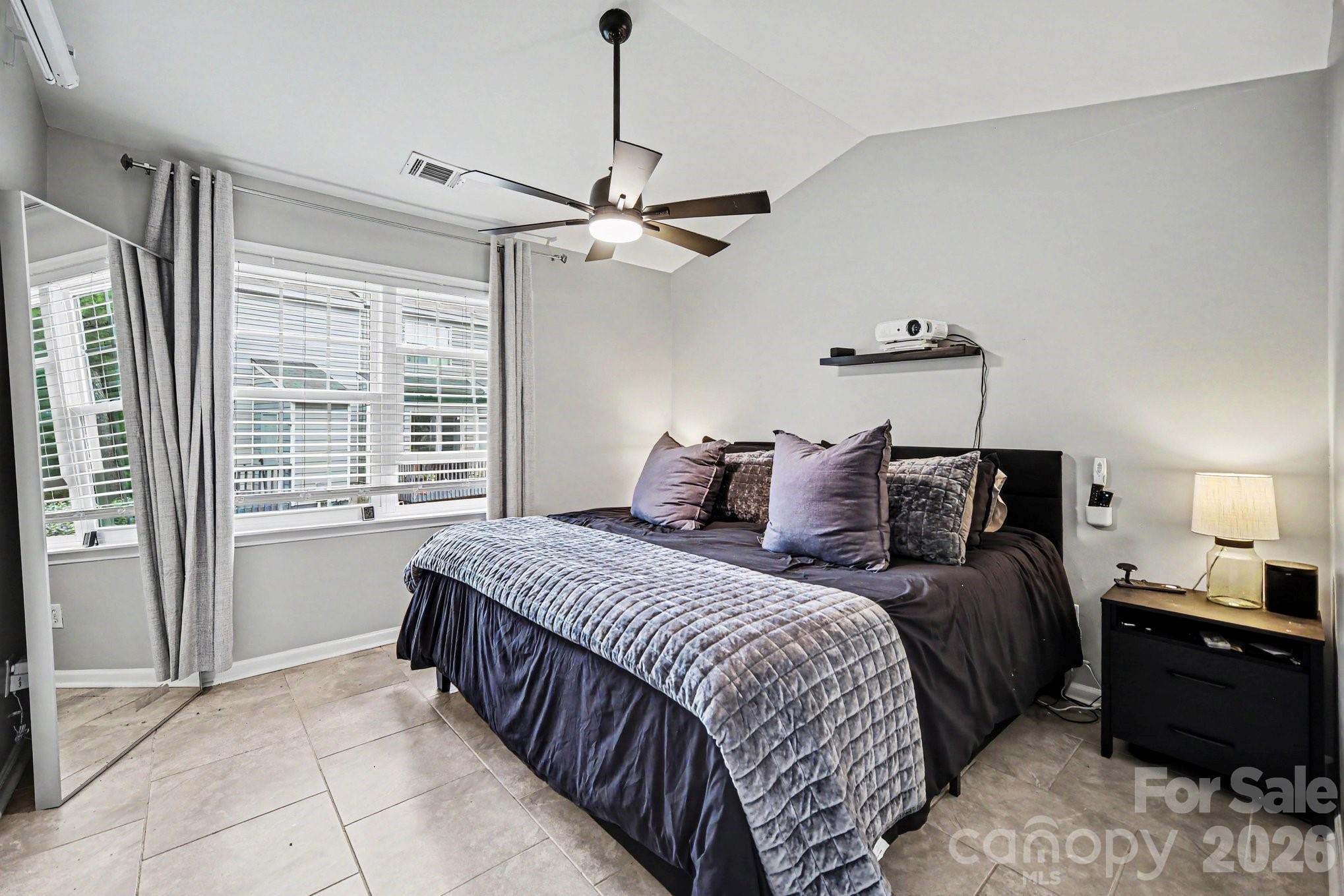 5909 Cougar Lane Charlotte NC 28269