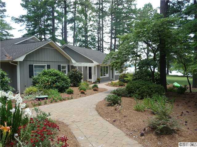 122 Rockabill Lane Mooresville NC 28117