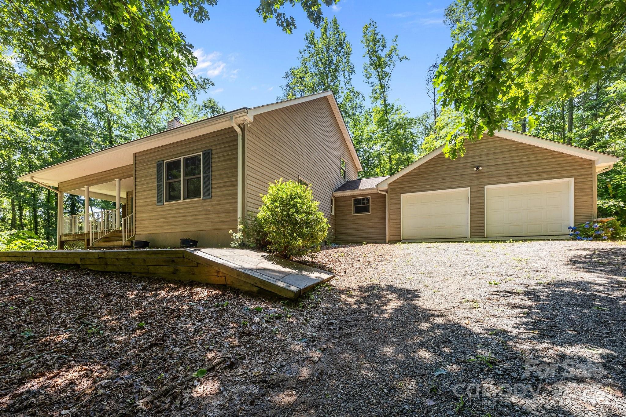 390 Hollow Wood Lane Tryon NC 28782