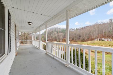 456 Windy Gap Road Mars Hill NC 28754