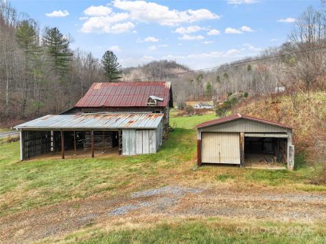 456 Windy Gap Road Mars Hill NC 28754