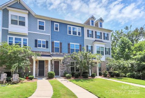 9604 Ainslie Downs Street Charlotte NC 28273