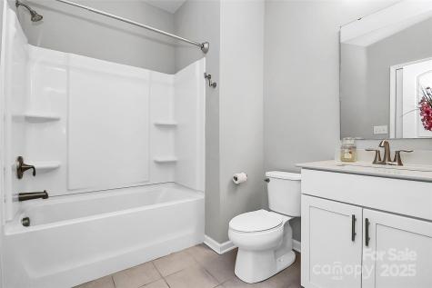 9604 Ainslie Downs Street Charlotte NC 28273