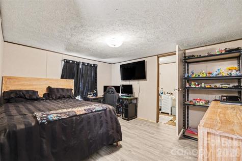 1846 Apple Blossom Road York SC 29745