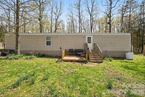 1846 Apple Blossom Road York SC 29745