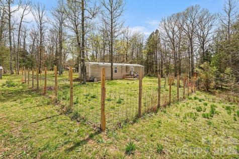 1846 Apple Blossom Road York SC 29745