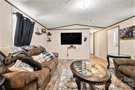 1846 Apple Blossom Road York SC 29745