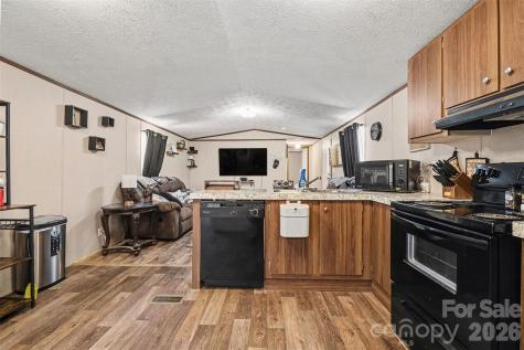 1846 Apple Blossom Road York SC 29745