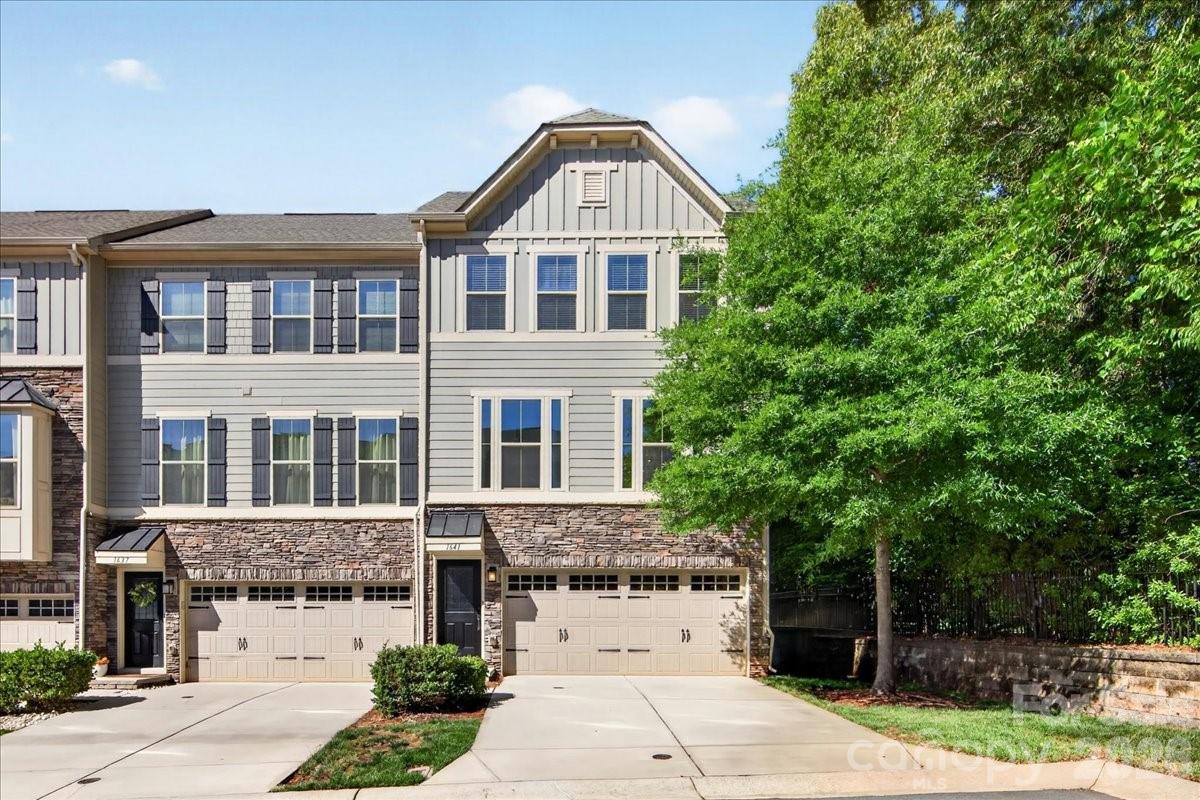 1641 Bark Branch Lane Charlotte NC 28205
