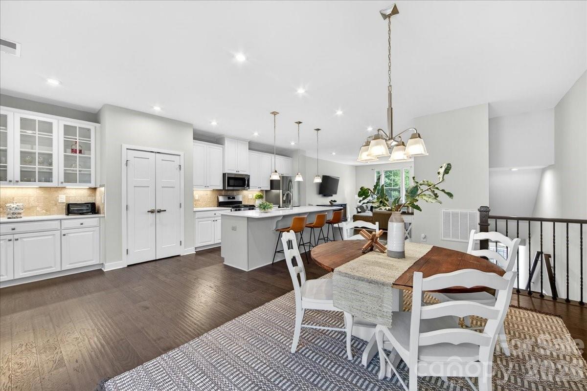 1641 Bark Branch Lane Charlotte NC 28205