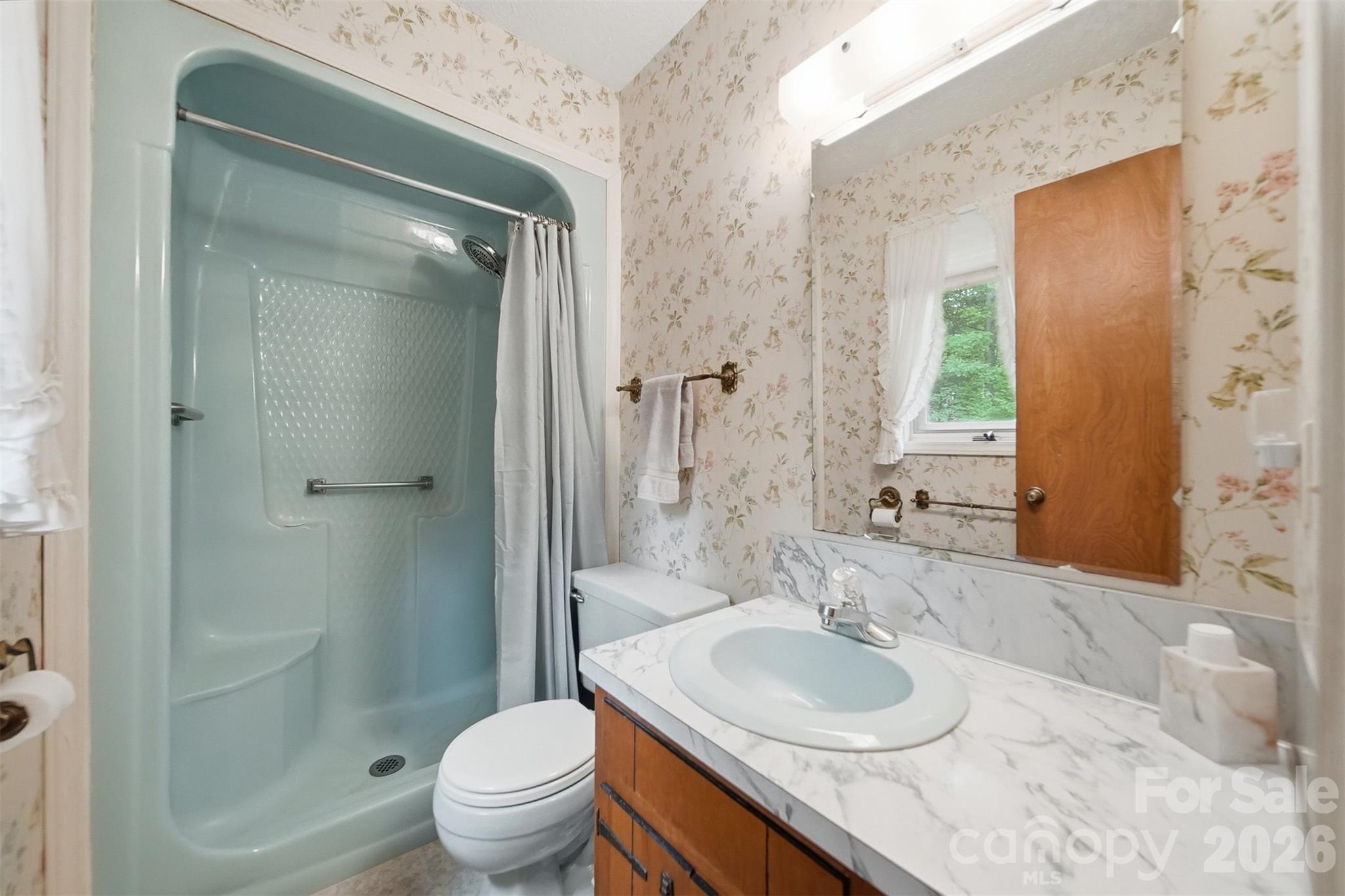 9197 Apache Drive Hickory NC 28601