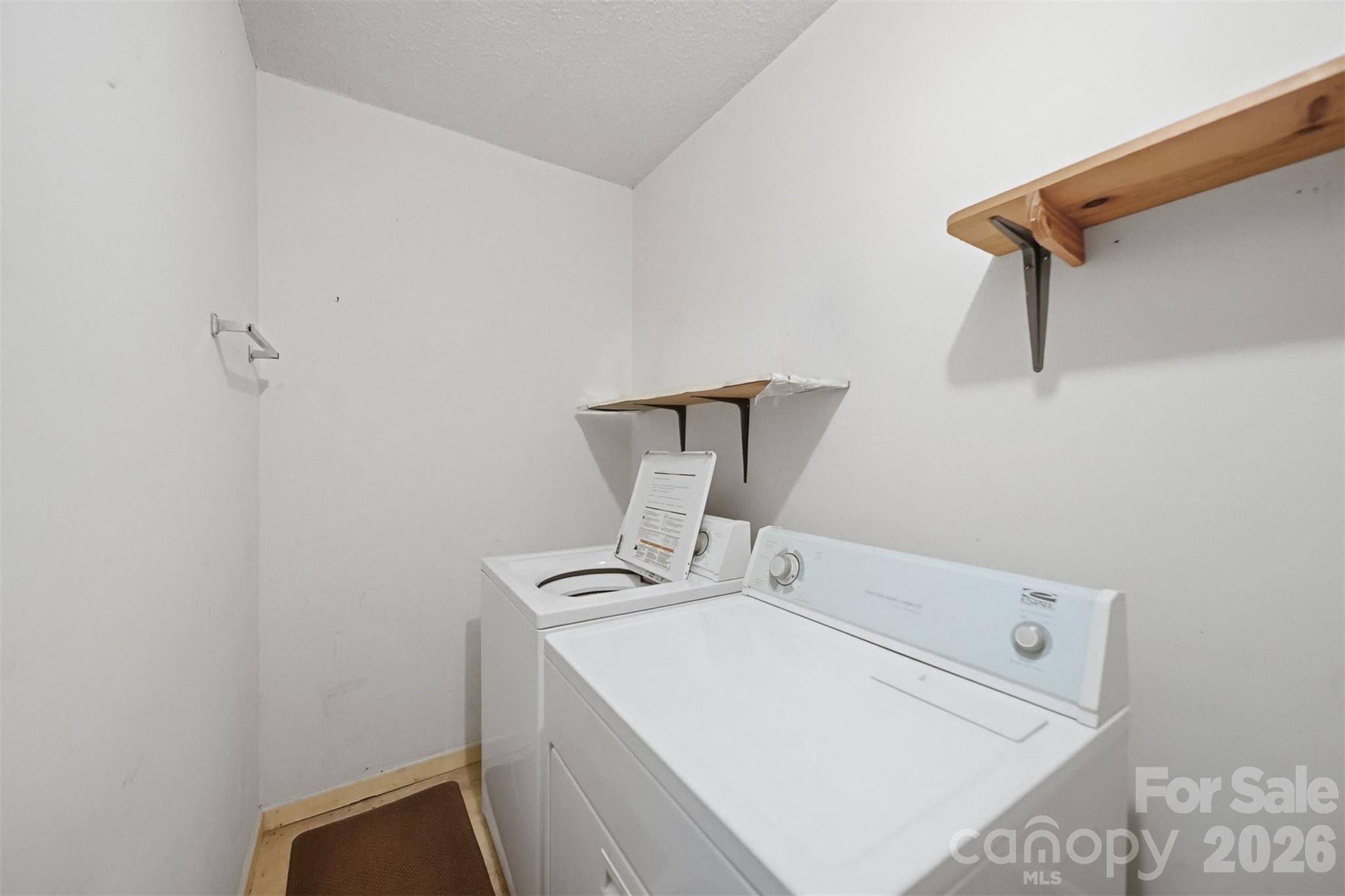 9197 Apache Drive Hickory NC 28601