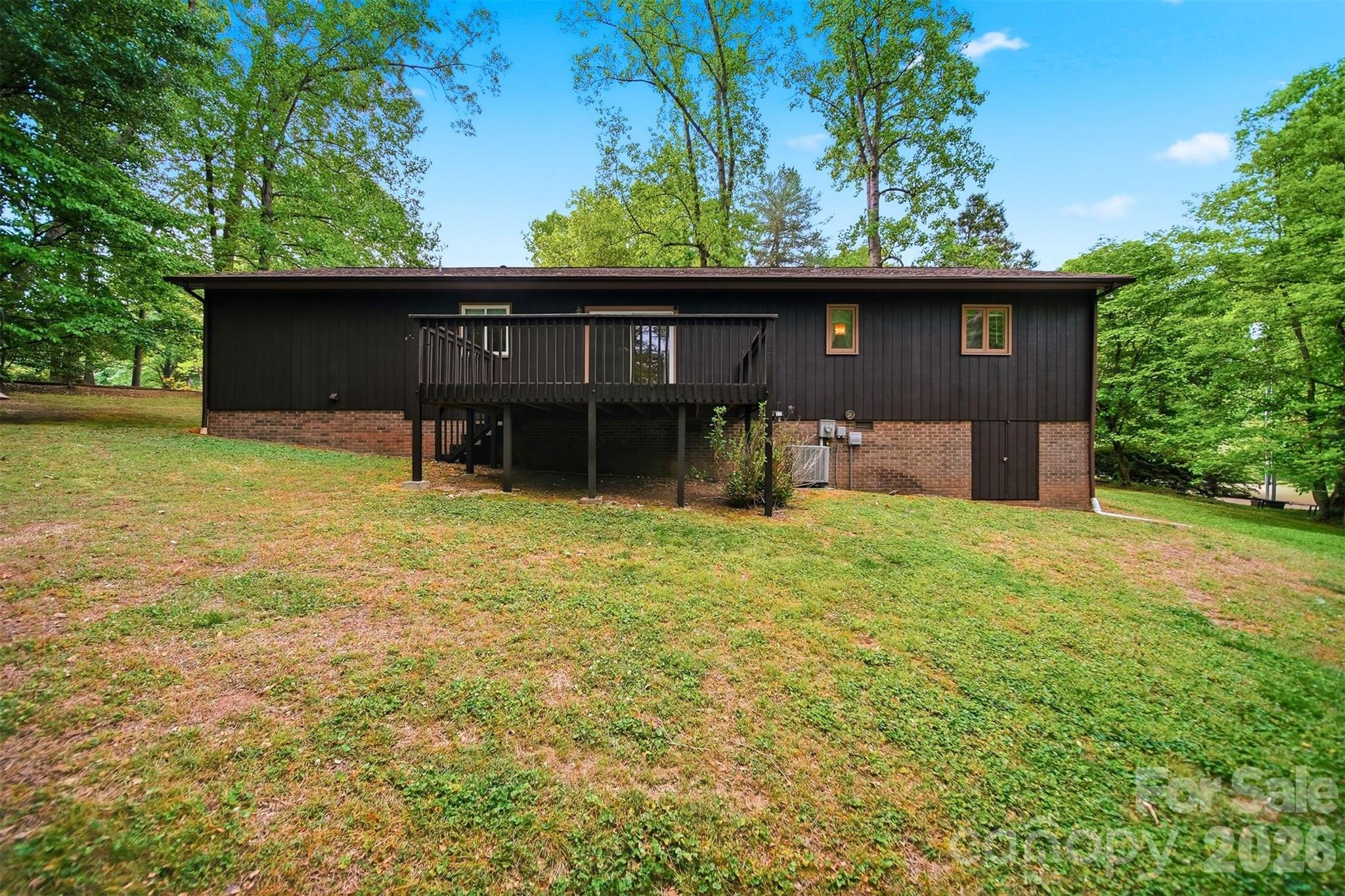 9197 Apache Drive Hickory NC 28601