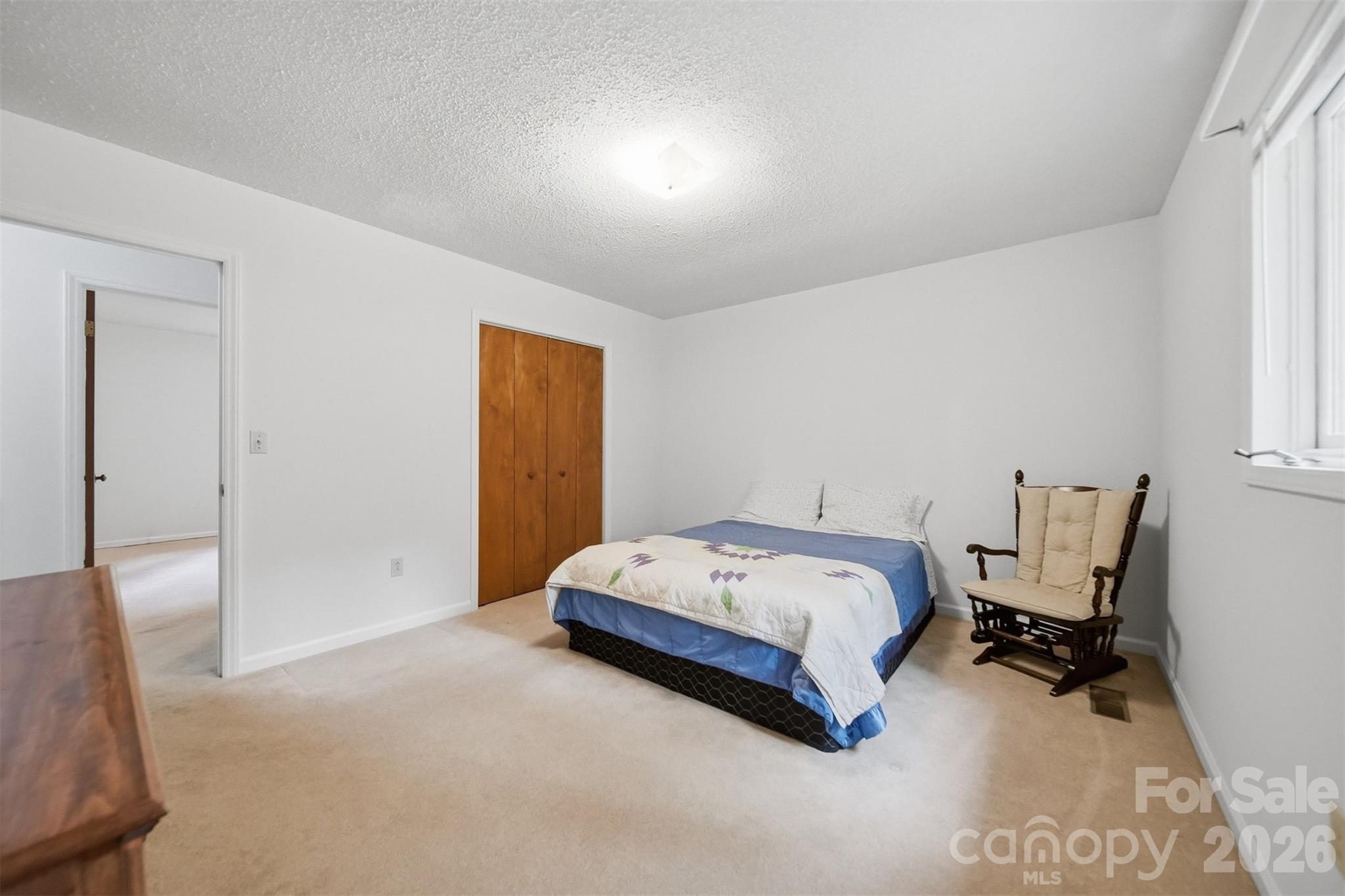 9197 Apache Drive Hickory NC 28601