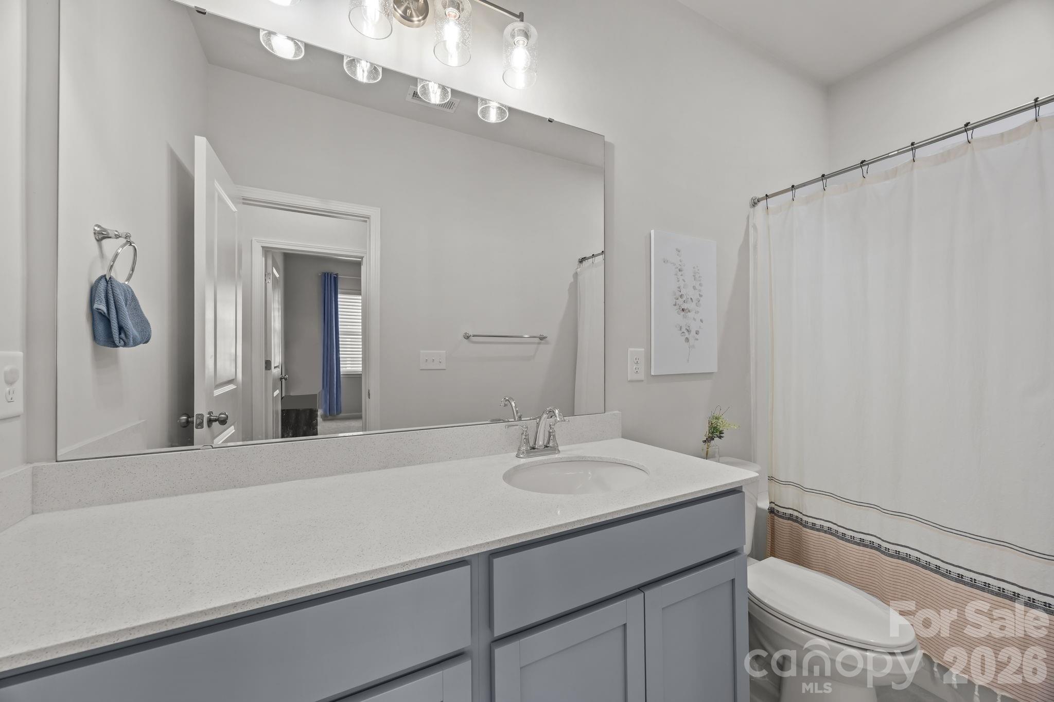 915 Kinsey Alley Charlotte NC 28217