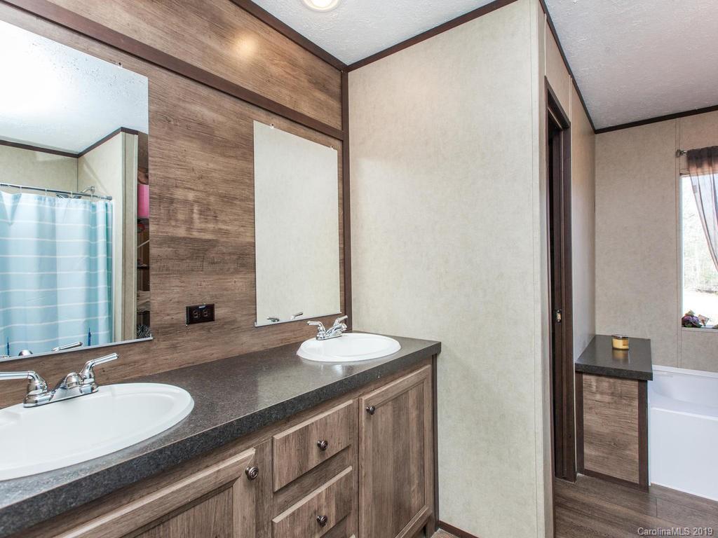 47 Paradise Place Arden NC 28704