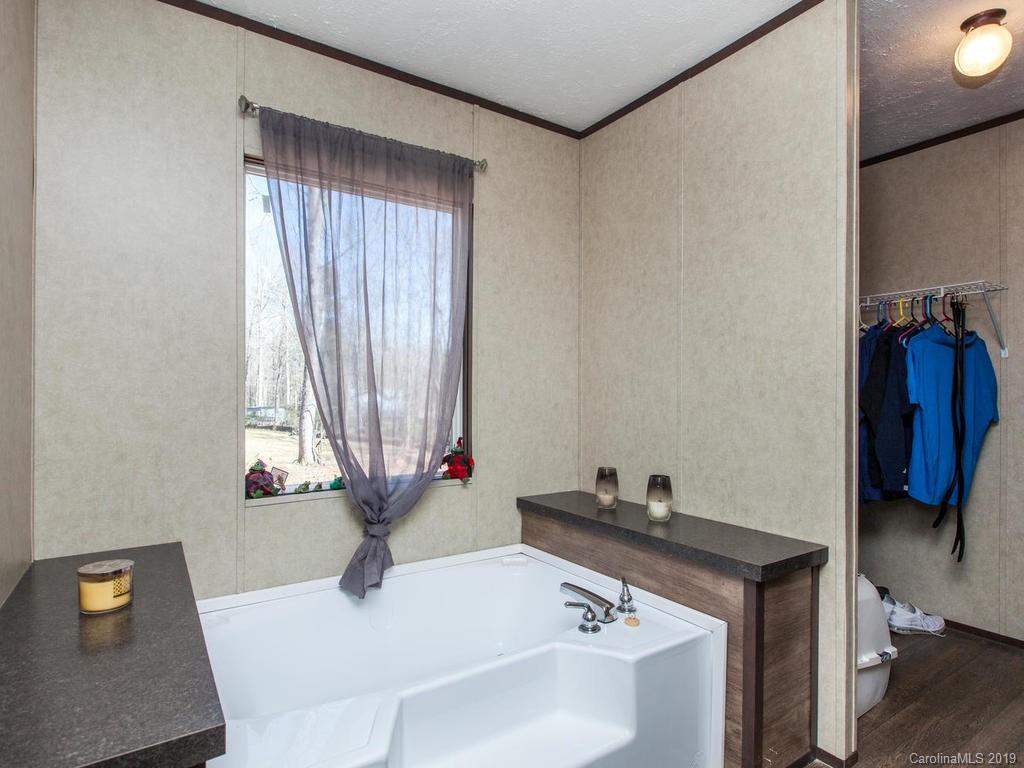 47 Paradise Place Arden NC 28704
