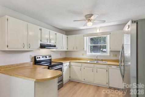 264 Cashdon Drive Mills River NC 28759