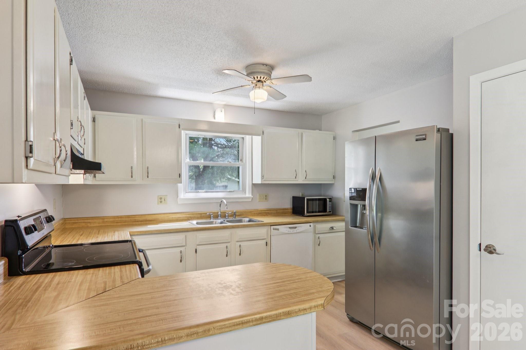 264 Cashdon Drive Mills River NC 28759