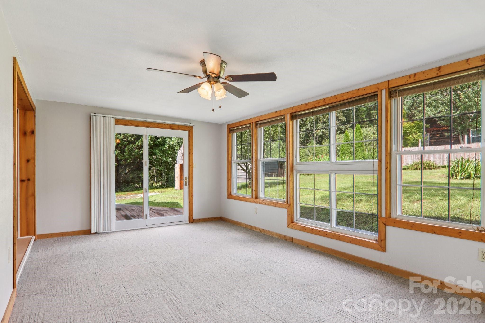 264 Cashdon Drive Mills River NC 28759