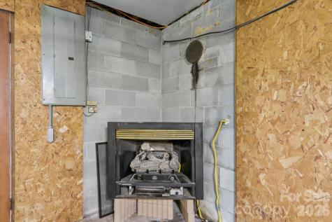 264 Cashdon Drive Mills River NC 28759