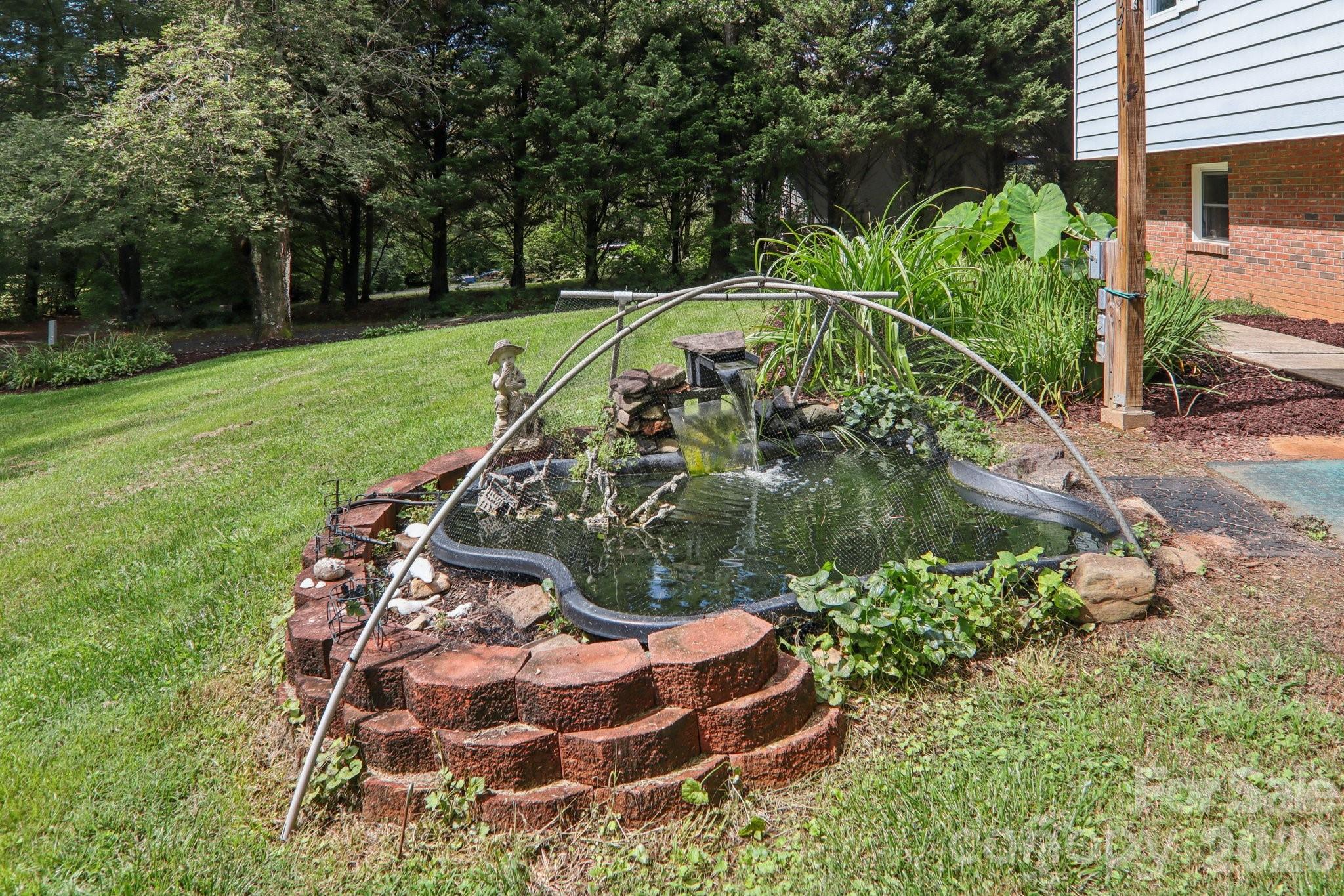 264 Cashdon Drive Mills River NC 28759