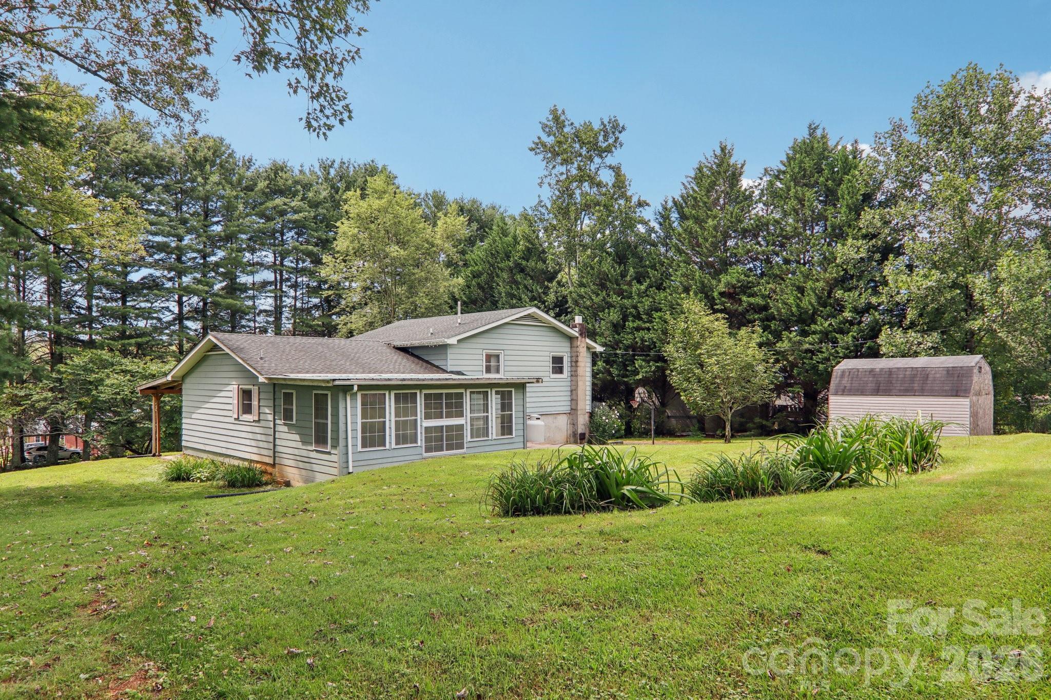 264 Cashdon Drive Mills River NC 28759