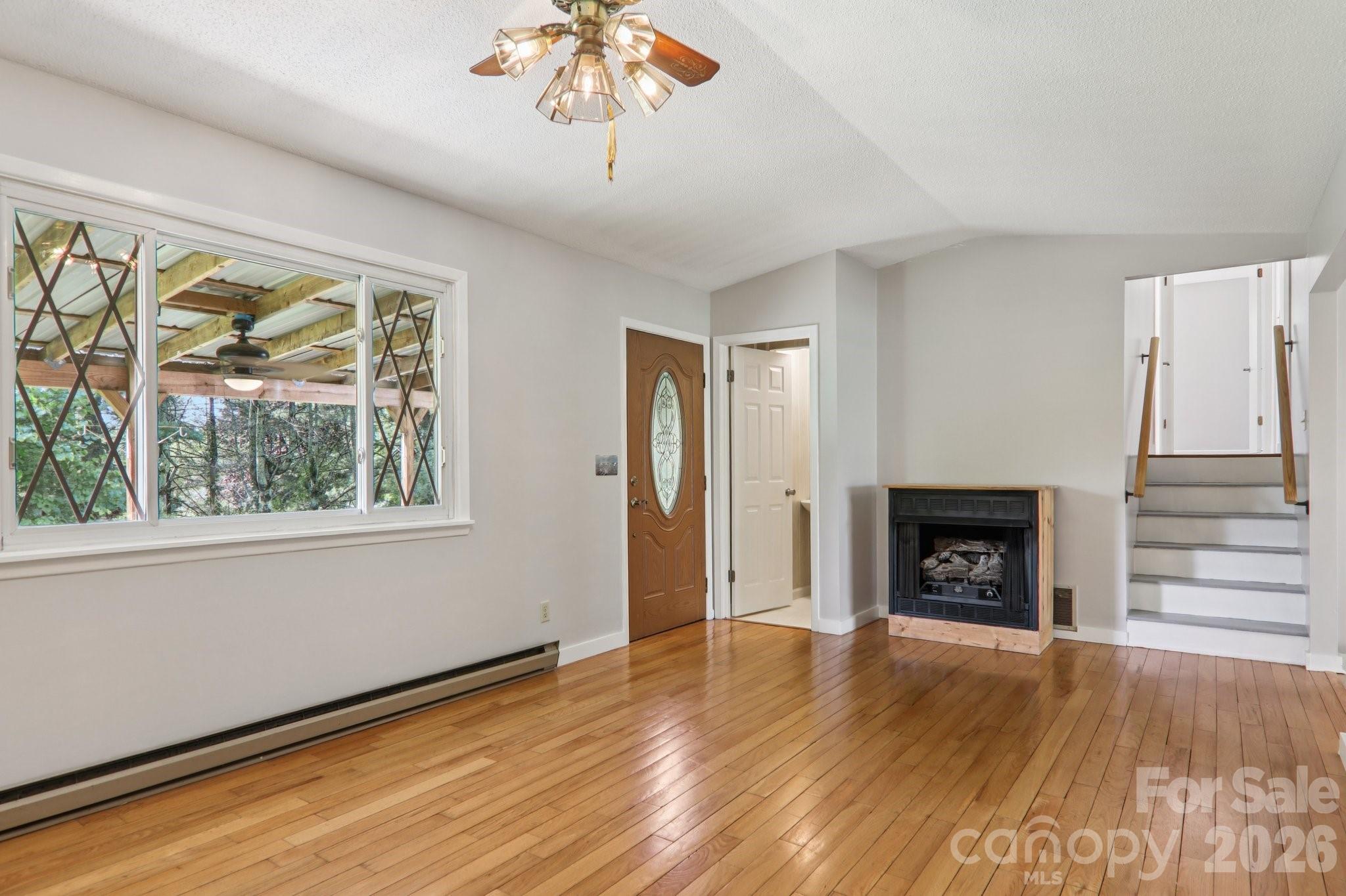 264 Cashdon Drive Mills River NC 28759