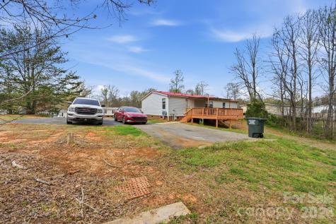 2862 Eagle Point Drive Trinity NC 27370