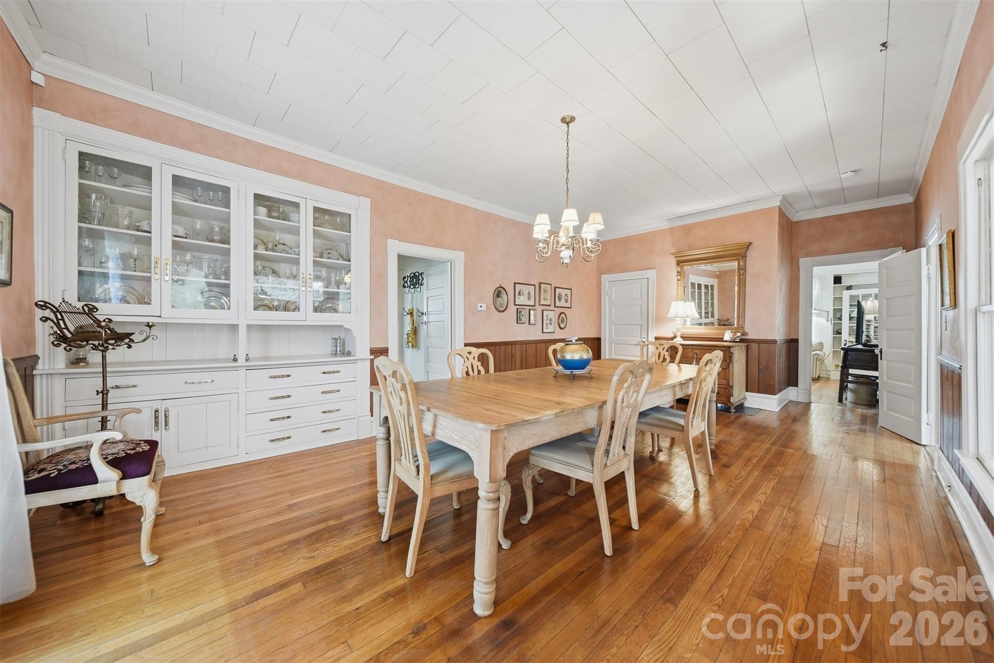 321 9th Street NW Hickory NC 28601