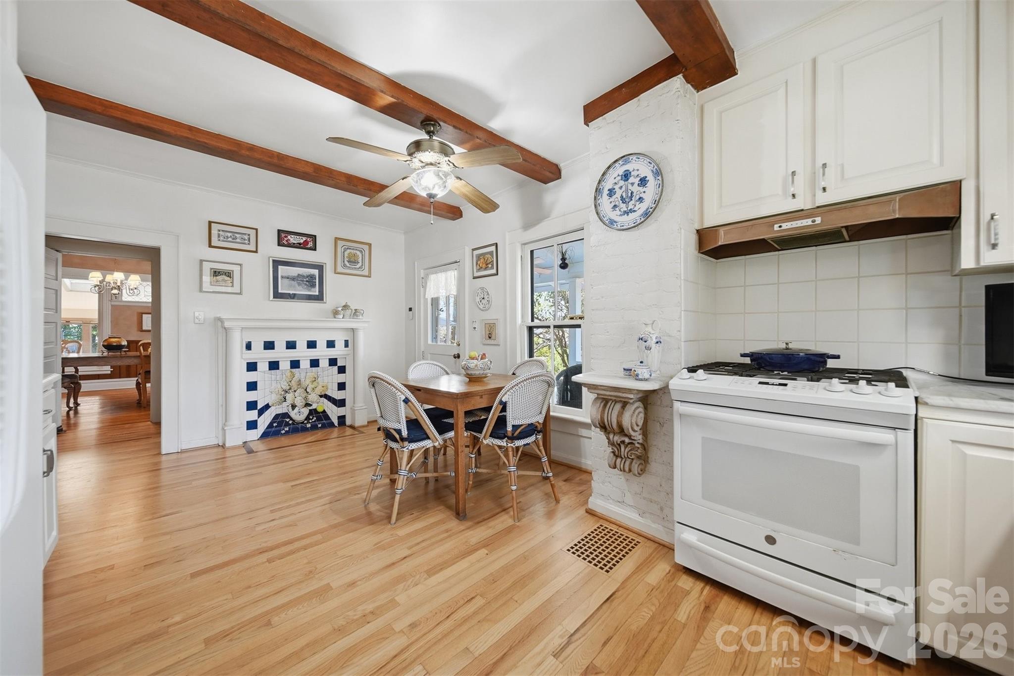 321 9th Street NW Hickory NC 28601