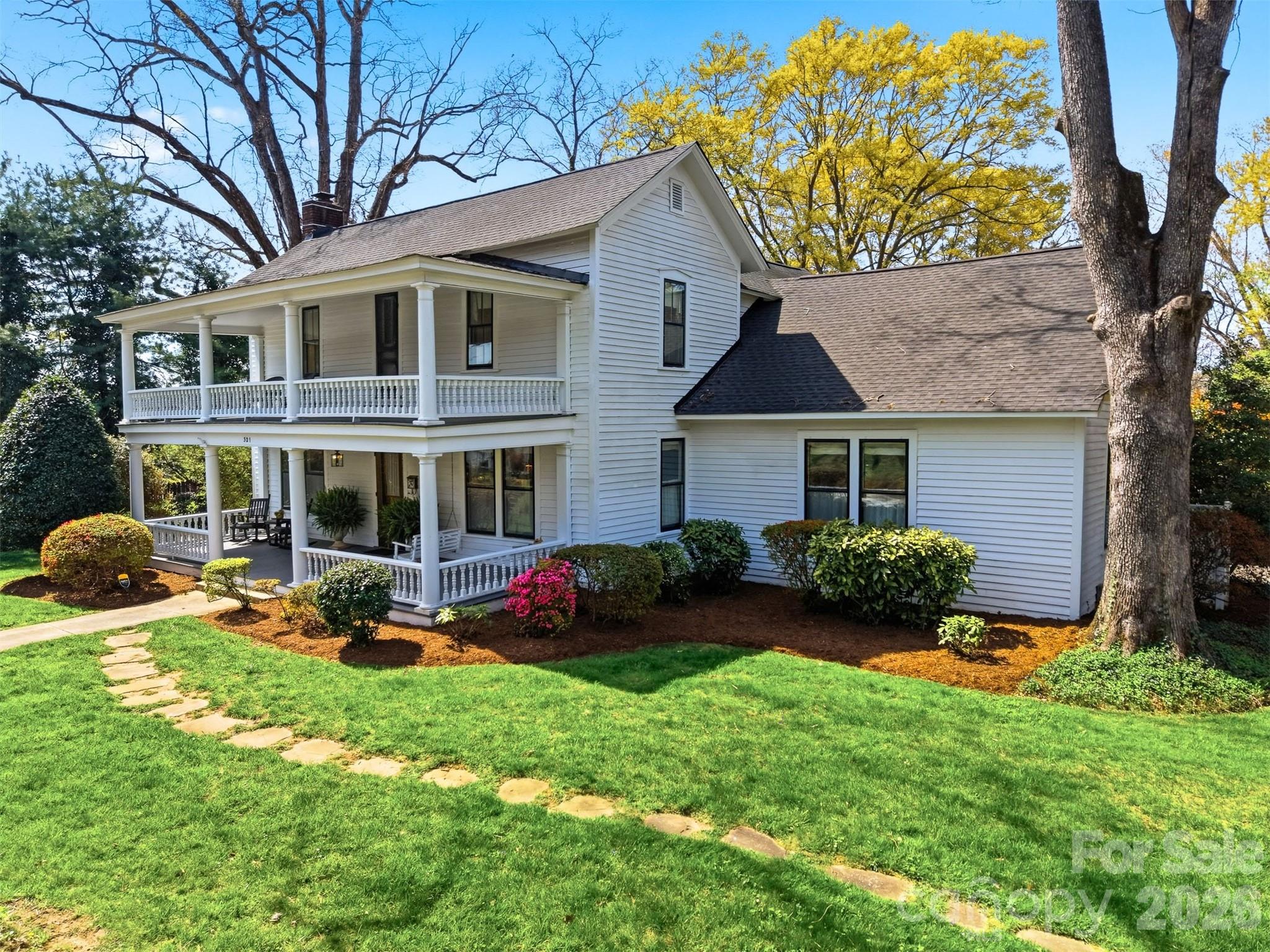321 9th Street NW Hickory NC 28601